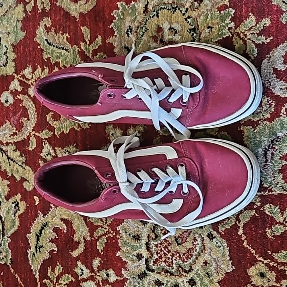 Women's Burgundy Canvas Low-Top Sneakers with White Stripe